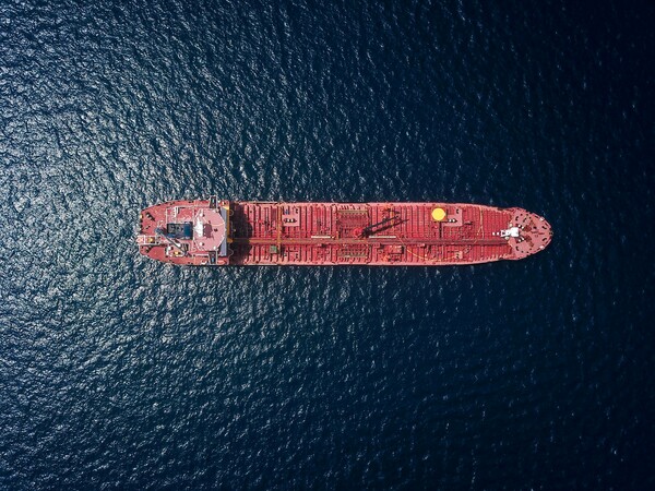 Ενεργειακή κρίση: Στα «ύψη» το κόστος μίσθωσης για πλοία που μεταφέρουν LNG