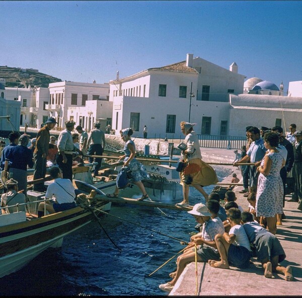 Η Ελλάδα τη δεκαετία του '50 μέσα από τον φακό του Robert McCabe