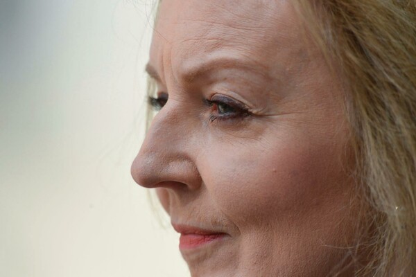 Κρίσιμη εβδομάδα για την Λιζ Τρας: «Τουλάχιστον 100 Συντηρητικοί θα επιδιώξουν αποπομπή της»