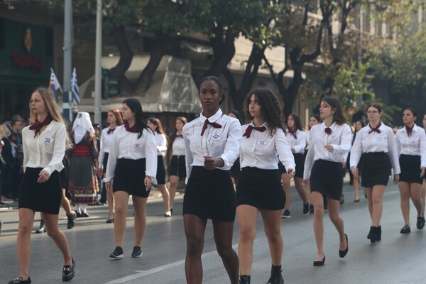 28η Οκτωβρίου: Η μαθητική παρέλαση της Θεσσαλονίκης σε εικόνες