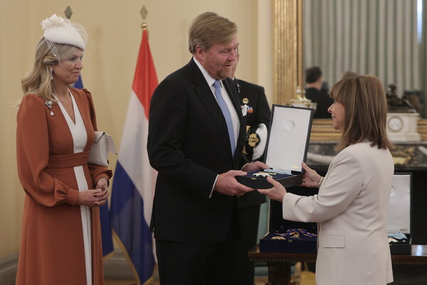 Στο προεδρικό Μέγαρο το βασιλικό ζεύγος της Ολλανδίας- Καλεσμένοι της ΠτΔ