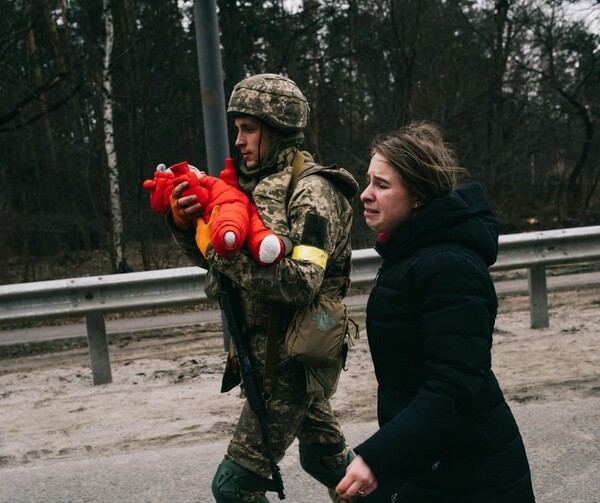 «Ukraine 2014/22»: Ο Maxim Dondyuk φωτογράφισε τη μάχη της Ουκρανίας για ανεξαρτησία