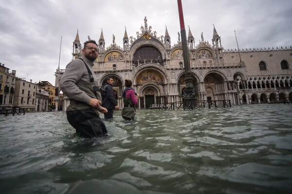 20 climate photographs that changed the world