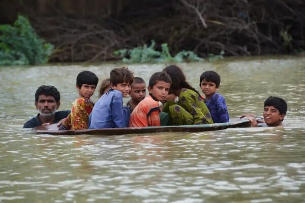 20 climate photographs that changed the world