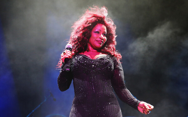 Η Chaka Khan επικρίνει τους τραγουδιστές που στηρίζονται στο Auto-Tune