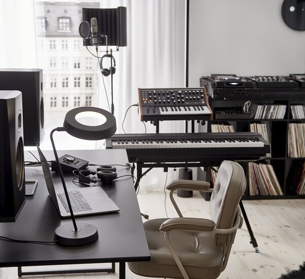 Η ΙΚΕΑ καλωσορίζει τη νέα συλλεκτική σειρά OBEGRÄNSAD σε συνεργασία με το μουσικό συγκρότημα Swedish House Mafia