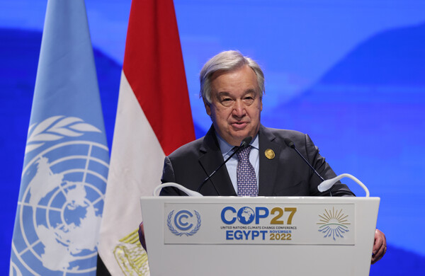 «Είστε ανελέητοι»: Η γκάφα του Γκουτέρες στη διάσκεψη COP27 - Ξεκίνησε να διαβάζει λάθος ομιλία