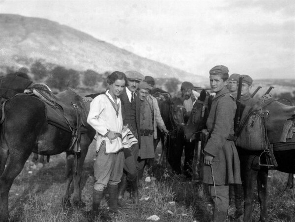 Ο φακός της Έλλης Παπαδημητρίου στην Ελλάδα του 20ου αιώνα