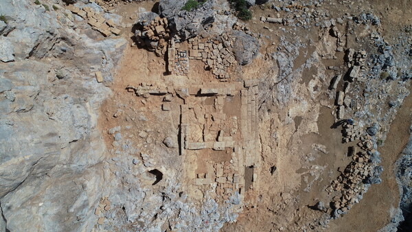 Εντυπωσιακά αρχαιολογικά ευρήματα στον ναό της θεάς Δήμητρας στη Φαλάσαρνα της Κρήτης