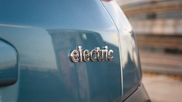 Hλεκτρικό, υβριδικό ή plug-in υβριδικό;