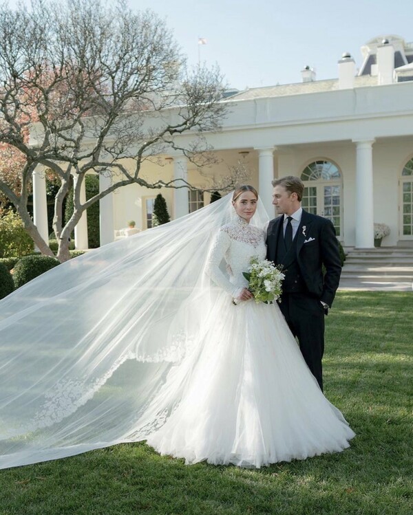 Naomi Biden, Granddaughter of Joe Biden, Marries Peter Neal in White House Wedding That's a Historic First
