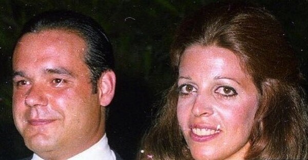 Στο φως αδημοσίευτη φωτογραφία από τον γάμο της Χριστίνας Ωνάση με τον Αλέξανδρο Ανδρεάδη το 1975