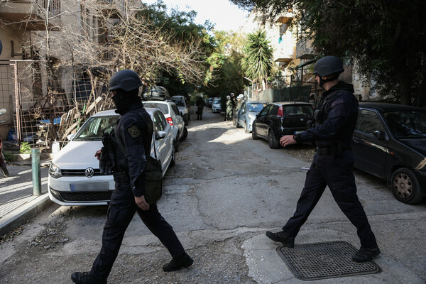 Αστυνομική επιχείρηση στα Προσφυγικά της Λ. Αλεξάνδρας - Συνελήφθη ύποπτος για τον εμπρησμό στη Real