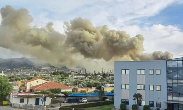 Ασπρόπυργος: Φωτιά σε εταιρεία διαχείρισης αποβλήτων- Μήνυμα του 112