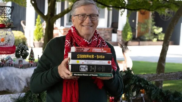 Here are Bill Gates’ 5 new book recommendations for your holiday reading list
