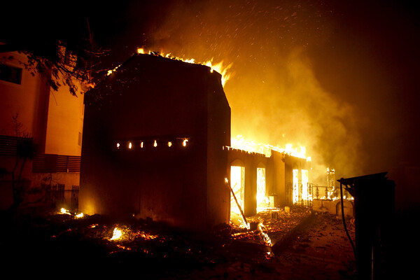 Δίκη για τη φωτιά στο Μάτι: «Έφυγαν τρέχοντας μόνο όσοι κατάλαβαν... έλιωσαν άνθρωποι που πήγαν να σώσουν άλλους»