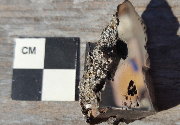 Επιστήμονες ανακάλυψαν δύο νέα ορυκτά σε μετεωρίτη 15 τόνων που έπεσε στη Σομαλία - 