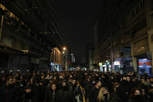 14 χρόνια μετά: Μαζική συγκέντρωση και πορεία για τη δολοφονία του Αλέξη Γρηγορόπουλου