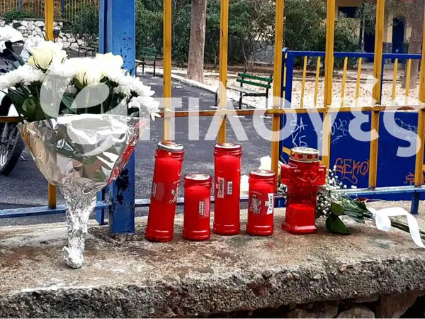 Σέρρες: Οργή και θλίψη στην κηδεία του 11χρονου- Με λευκά τριαντάφυλλα οι συμμαθητές του