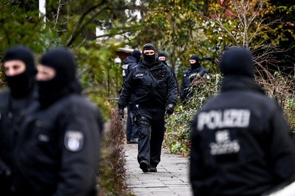 Γερμανία: Ένας πρίγκιπας και ένας πρώην βουλευτής μεταξύ των συλληφθέντων - Έτοιμοι ακόμα και για δολοφονίες