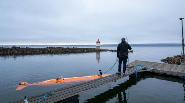 Ένα μεσαιωνικό πλοίο ανακαλύφθηκε σχεδόν άθικτο στη μεγαλύτερη λίμνη της Νορβηγίας