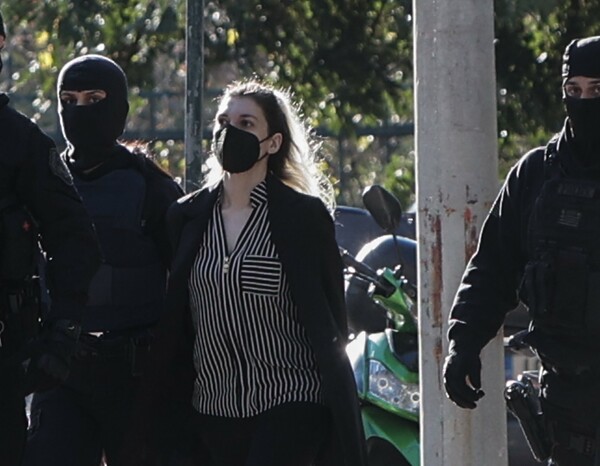 Ρούλα Πισπιρίγκου: Στην Ευέλπιδων σήμερα για τους θανάτους της Μαλένας και της Ίριδας 