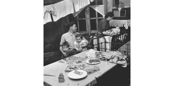 Willy Ronis. 'Ενας φωτογράφος μέσα σε μία απεργία.