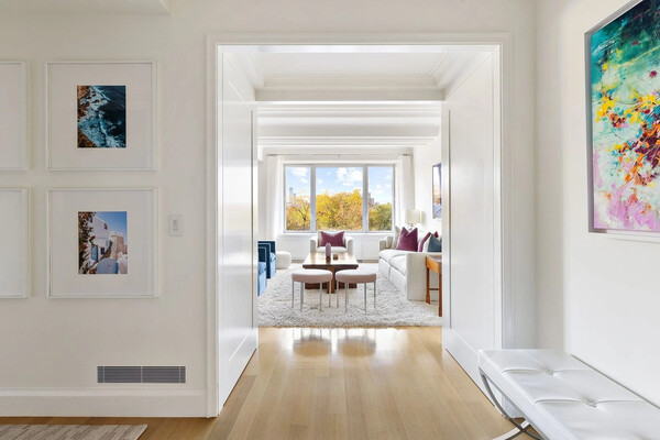Bill Gates lists pregnant daughter Jennifer’s NYC apartment at a loss: inside