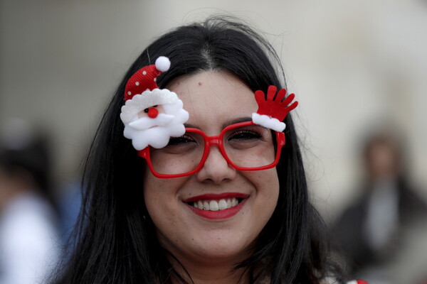 Οι επισκέπτες επέστρεψαν στην Βηθλεέμ για τα Χριστούγεννα - Μετά από δύο χρόνια πανδημίας