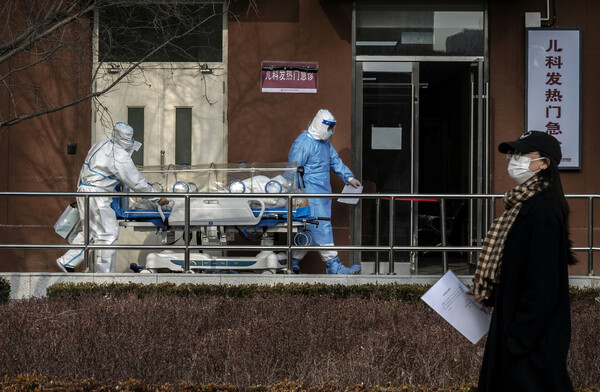 Κίνα: 250 εκατ. κρούσματα τις πρώτες 20 μέρες του μήνα - Πρωτοφανή έξαρση αποκαλύπτει διαρροή εγγράφων