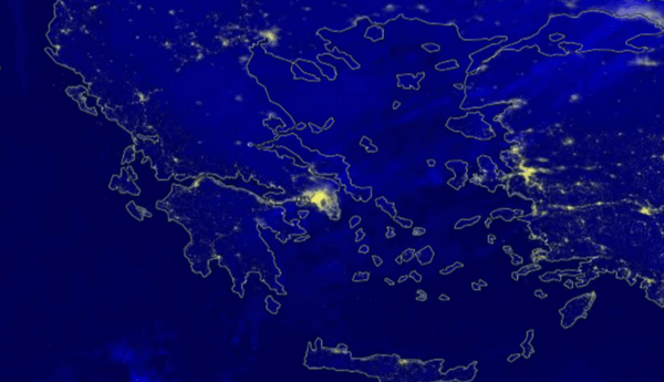 H «Xριστουγεννιάτικη Ελλάδα» από το διάστημα -Εικόνες από δορυφόρο