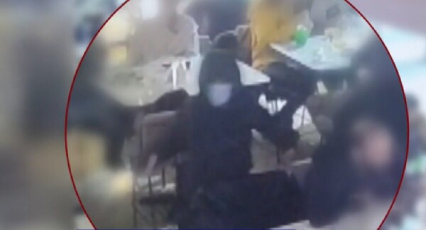 Νέα Σμύρνη: Νέο βίντεο ντοκουμέντο λίγο πριν τους πυροβολισμούς σε καφετέρια- Ο δράστης με τον συνεργό του