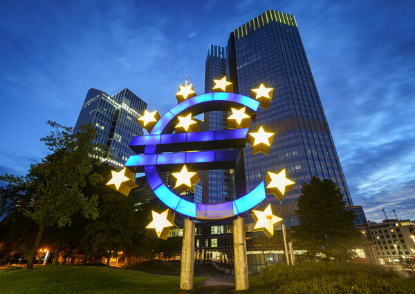 Energy crunch will trigger eurozone contraction in 2023, economists warn