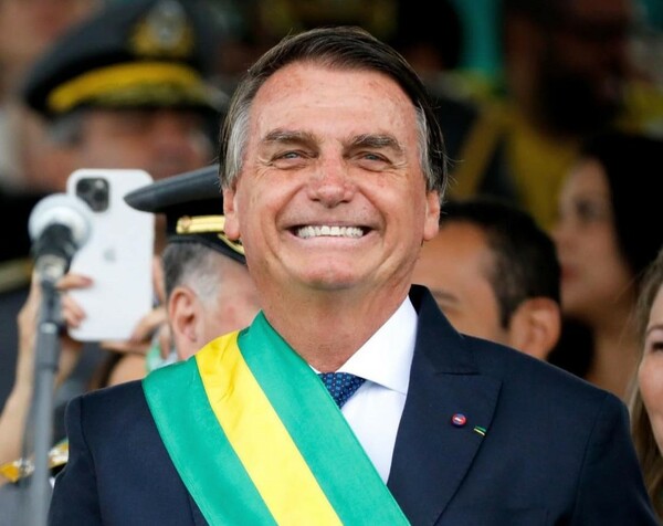 Βραζιλία: Ο Μπολσονάρου έφυγε για ΗΠΑ, δύο μέρες πριν τη λήξη της θητείας του
