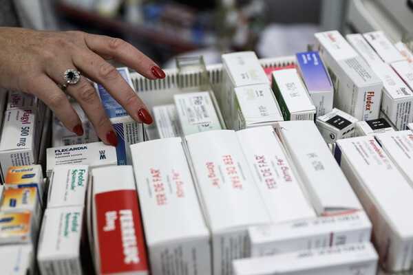 Ελλείψεις φαρμάκων: Δέκα νέα μέτρα για την αντιμετώπιση του προβλήματος