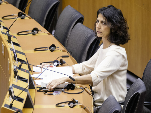 Ευρωπαϊκό Κοινοβούλιο: Παραιτήθηκε από την προεδρία υποεπιτροπής η Μαρί Αρενά - Εν μέσω Qatargate