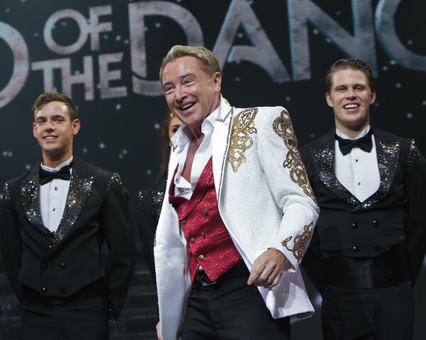 Ο χορευτής Michael Flatley διαγνώστηκε με «επιθετική μορφή καρκίνου»