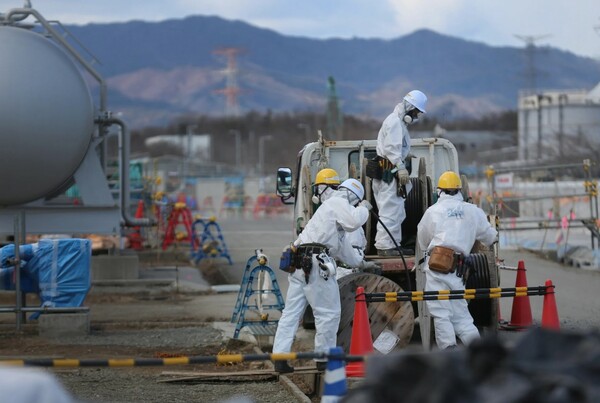 Ιαπωνία: Τα νερά της Φουκουσίμα θα ριχθούν στον ωκεανό - Αντιδράσεις 