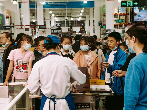 Κίνα: «Το 80% του πληθυσμού έχει ήδη νοσήσει με κορωνοϊό», λέει κυβερνητικός επιστήμονας