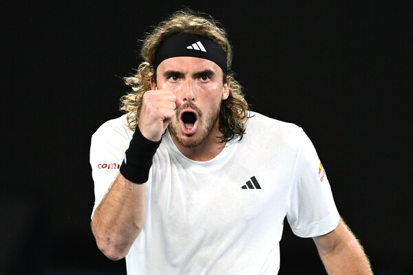Στα προημιτελικά του Australian Open ο Στέφανος Τσιτσιπάς - Μετά το θρίαμβο επί του Σίνερ σε ματς 4 ωρών 