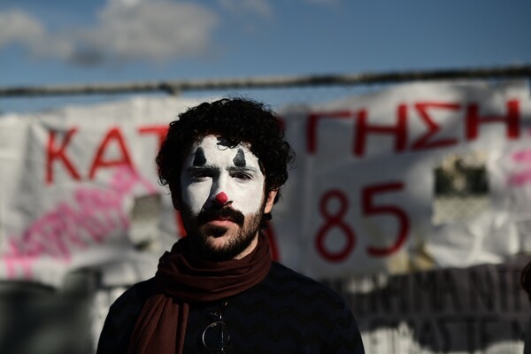 Σπουδαστές του Εθνικού διαμαρτύρονται για το προεδρικό διάταγμα -Να μην εξισώνονται με απολυτήρια Λυκείου