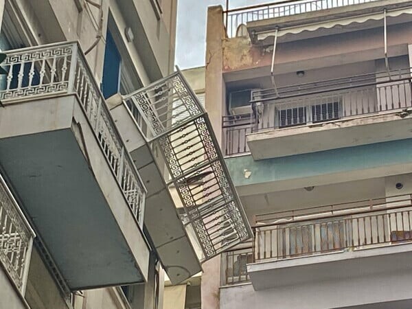 Υπουργείο Τουρισμού: Προσωρινή διακοπή της λειτουργίας του ξενοδοχείου με το κρεμασμένο μπαλκόνι