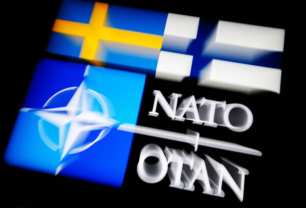 Επ’ αόριστον ακυρώνονται οι συνομιλίες του ΝΑΤΟ με Σουηδία και Φινλανδία - Μετά από αίτημα της Άγκυρας