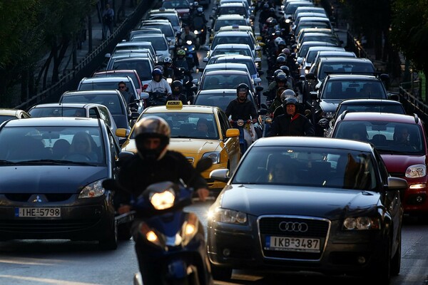 Τι παίζει τώρα στην Αθήνα; 25 νέες τάσεις, συνήθειες και αλλαγές