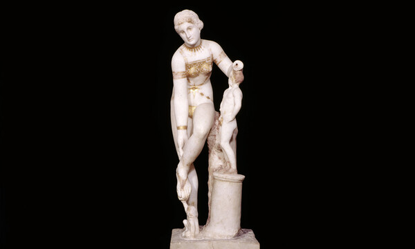 Με μια «Αφροδίτη με μπικίνι» γιορτάζει το Μουσείο Ακρόπολης την Ημέρα της Γυναίκας
