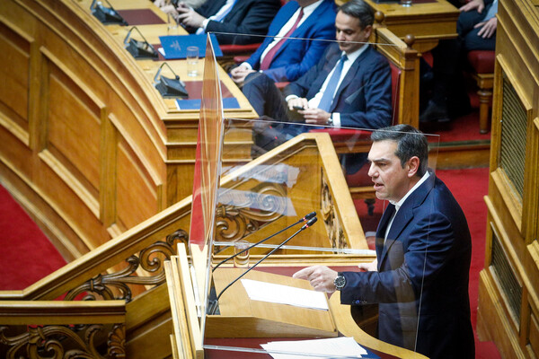 Τσίπρας: Πάμε αύριο το πρωί σε debate, 7 χρόνια το αποφεύγετε- Μητσοτάκης: Δεν σας αρέσει η Βουλή;