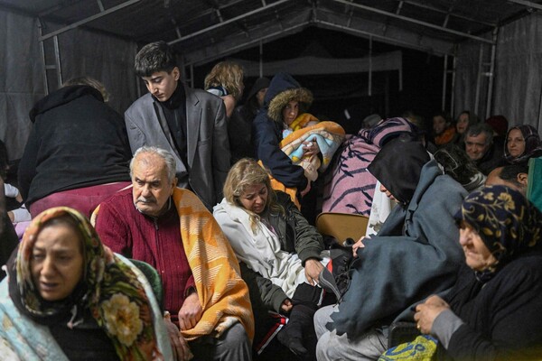 Νέες συγκλονιστικές φωτογραφίες από την καταστροφή σε Τουρκία και Συρία