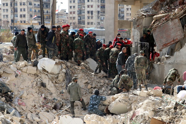 Σεισμός στη Συρία: Στο Χαλέπι, επιζώντες ψάχνουν για ζωή στα χαλάσματα