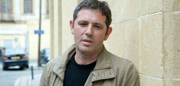 Το αμφιλεγόμενο άλμπουμ του Παύλου Παυλίδη «Πέρα από τη Θάλασσα»