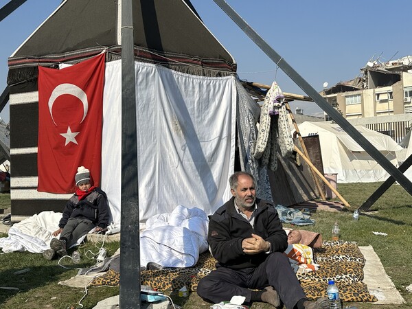 Μαρτυρίες από το Χατάι: Η επόμενη ημέρα στην Τουρκία